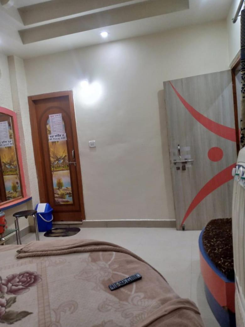 Hotel Amar Palace Pachmarhī Buitenkant foto